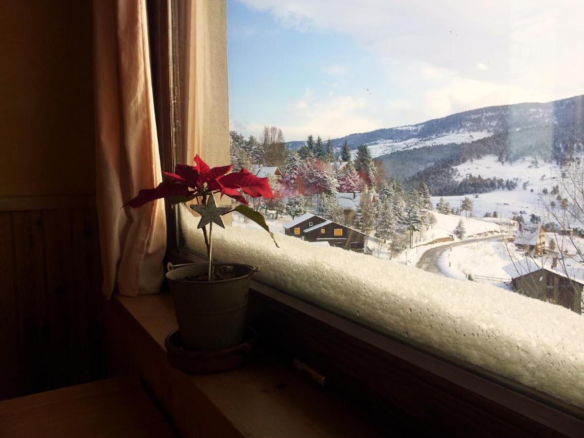 Xalet Refugi Pere Carne Hostel La Molina  Kültér fotó
