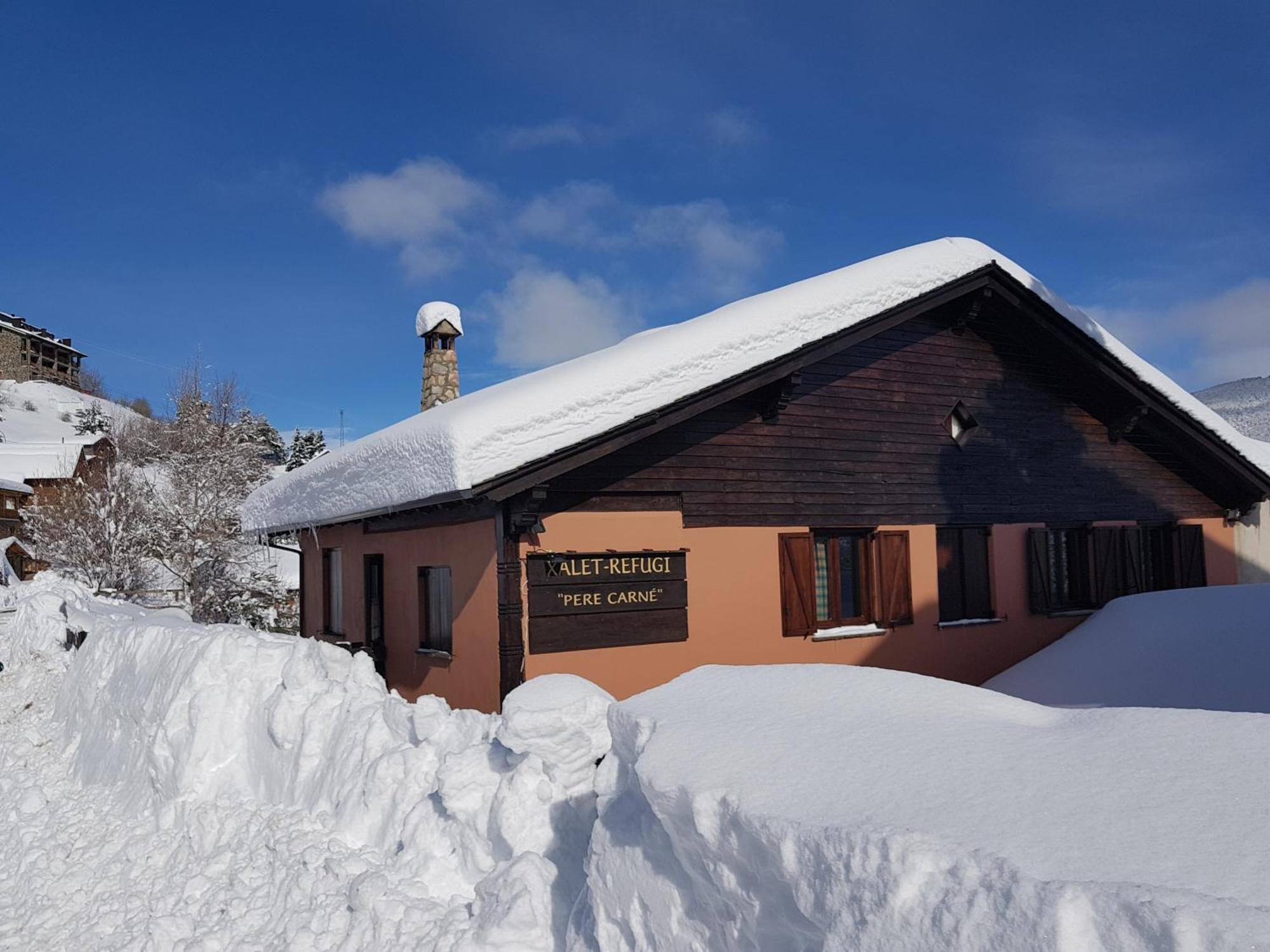 Xalet Refugi Pere Carne Hostel La Molina  Kültér fotó