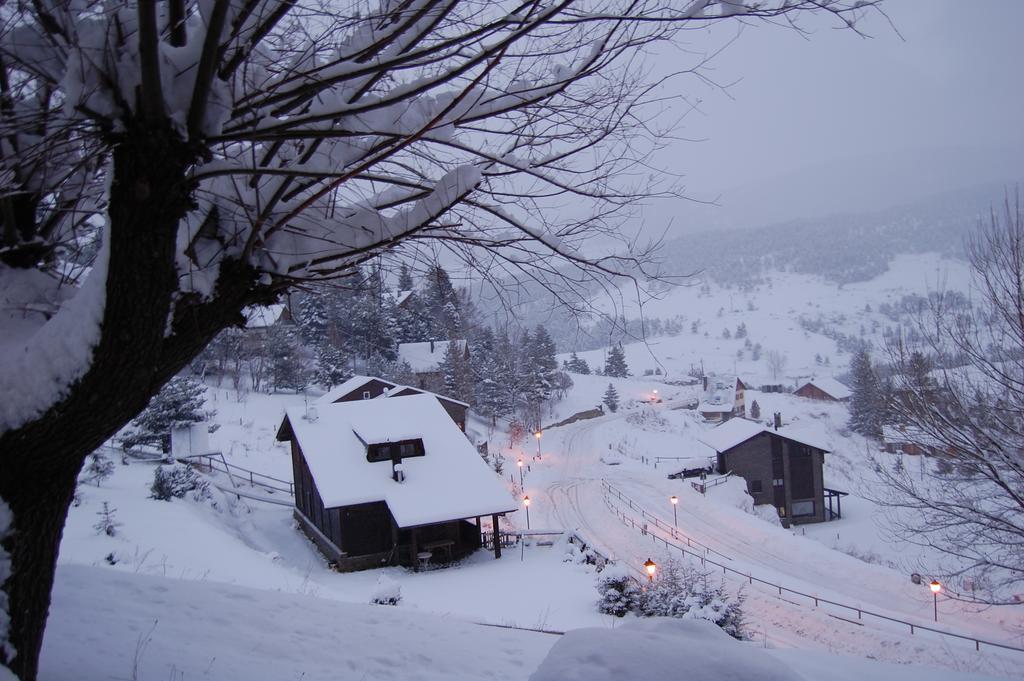 Xalet Refugi Pere Carne Hostel La Molina  Kültér fotó